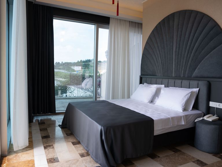 Kronos Hotel köşe süit